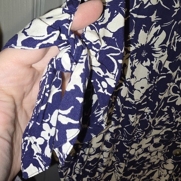 UNTUCKit for Her Camille Tie Sleeve Button Front Floral Print Dress Size 8 or M - Picture 5 of 10